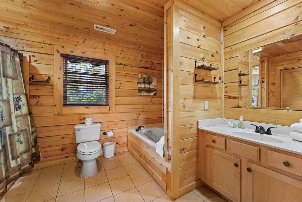 Spacious Smokies - Hot Tub With Mountain Views