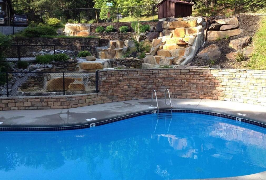 Spacious Smokies - Hot Tub With Mountain Views * Gatlinburg