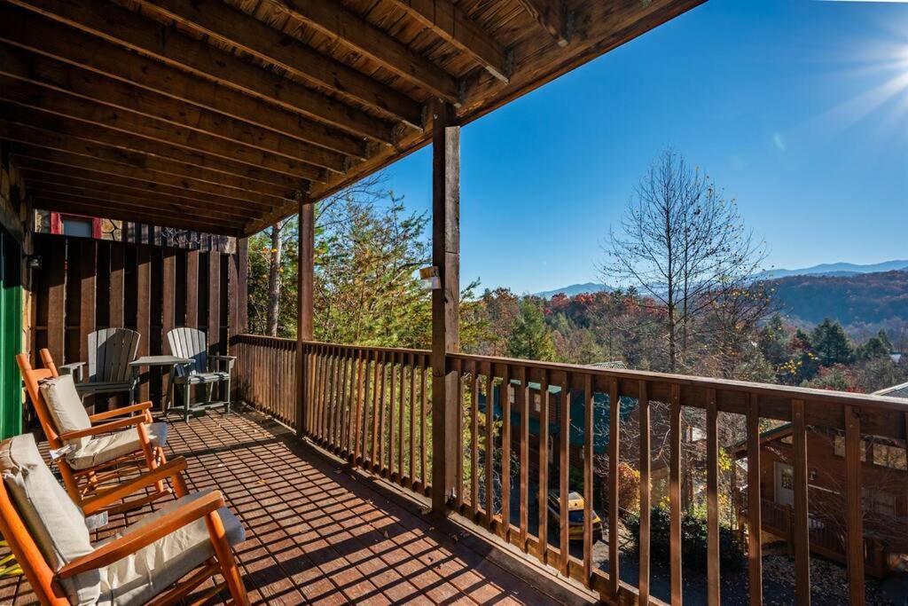 Spacious Smokies - Hot Tub With Mountain Views *
