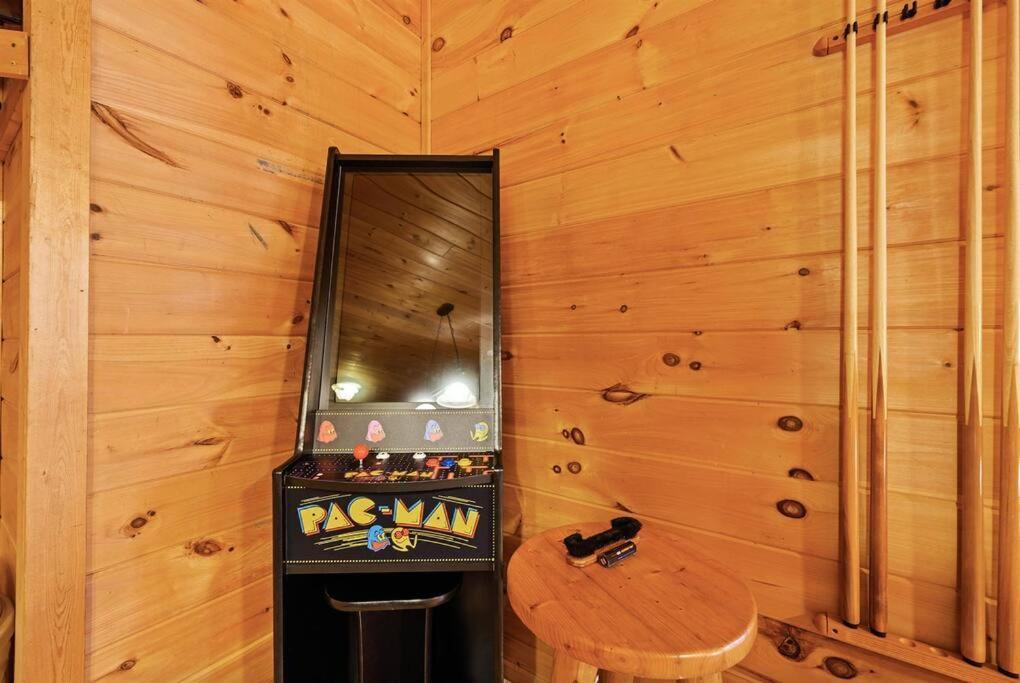 Hébergement de vacances Spacious Smokies - Hot Tub With Mountain Views *